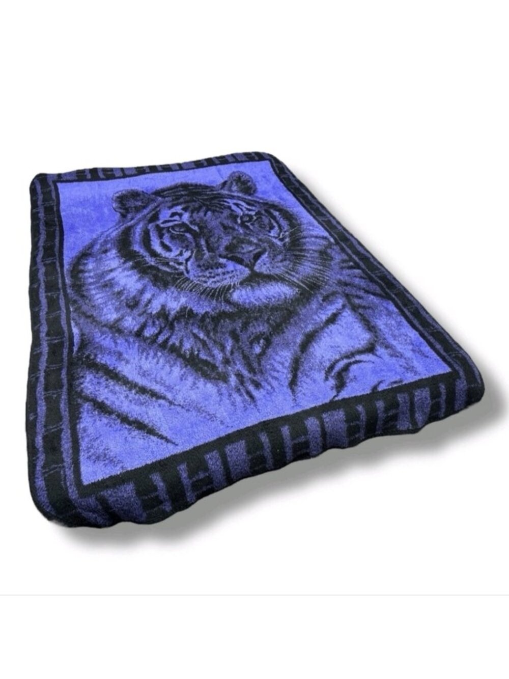 Plush Tiger Purple Black Reversible Blanket Double Size Vintage 1990s man cave